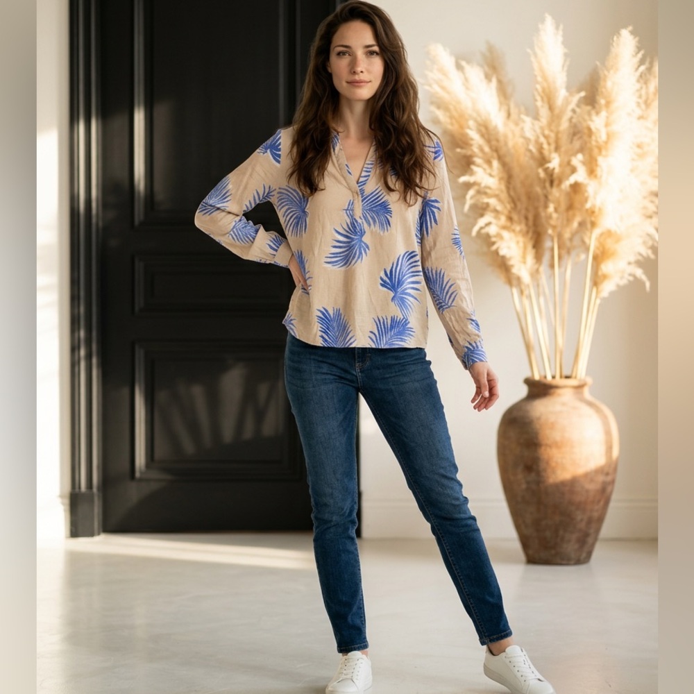 FRNCH long sleeve V-Neck Parisian bohemian  blouse - Picture 2 of 11